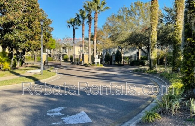 7175 Deerfoot Cir in Jacksonville, FL - Building Photo - Building Photo