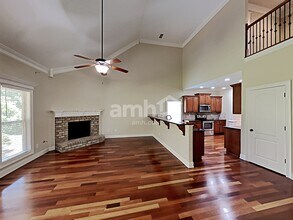 346 Norway Spruce Ct in Locust Grove, GA - Foto de edificio - Building Photo