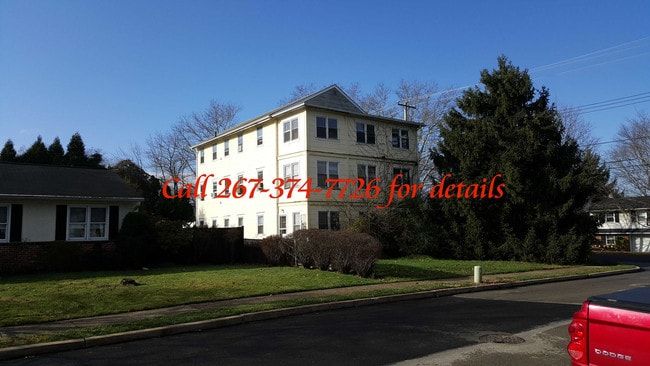 1711 Magnolia Ave, Unit A1 in Hatboro, PA - Building Photo - Building Photo