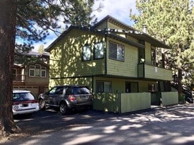 477 Mono St in Mammoth Lakes, CA - Building Photo