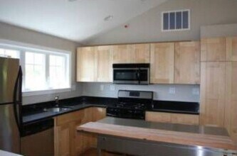 21 Kittredge Ave in Quincy, MA - Building Photo - Building Photo