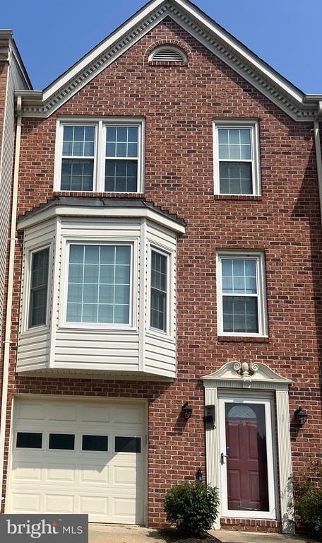 property at 208 Fair Oaks Ave