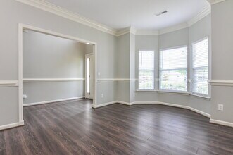 401 Pyracantha Dr in Holly Springs, NC - Building Photo - Building Photo