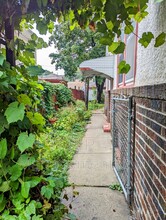 1946 Pierce St NE in Minneapolis, MN - Building Photo - Building Photo