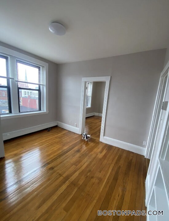 124 Central Ave. in Lynn, MA - Building Photo