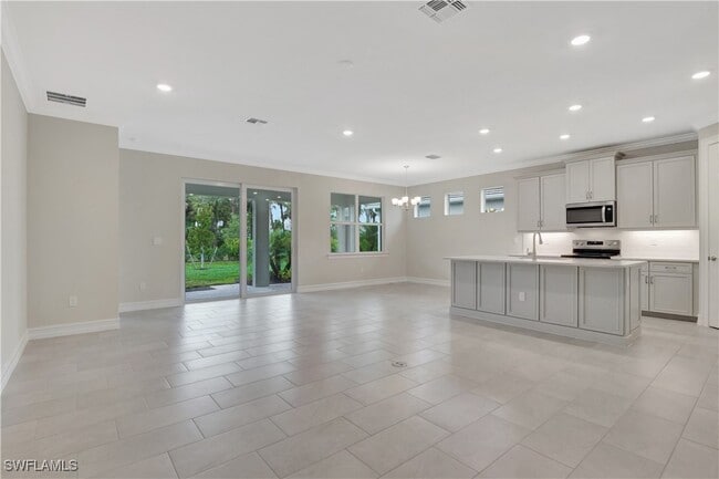 property at 335 Tamarindo Ln
