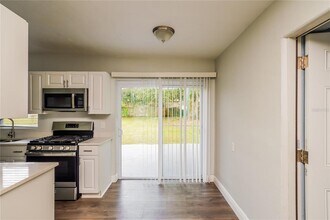 107 Quintard Ave in Orlando, FL - Building Photo - Building Photo