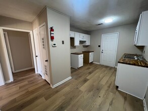 406 29th Pl in Tuscaloosa, AL - Foto de edificio - Building Photo