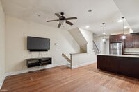 1408 Willington St photo'