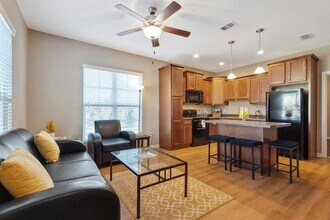 2017 Tyson Grn Ave in Tallahassee, FL - Building Photo - Building Photo