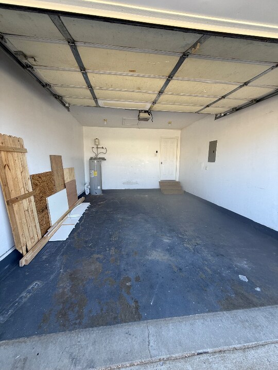 114 Woebegona Way in Hodgenville, KY - Building Photo