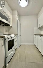 33 Isabella St in Toronto, ON - Building Photo - Building Photo