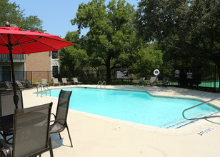 The Creek On Calloway in Fort Worth, TX - Building Photo - Building Photo