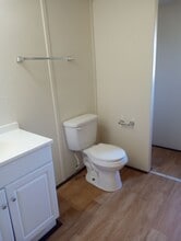 134 Hussey Mhp Ln in Beulaville, NC - Building Photo - Building Photo