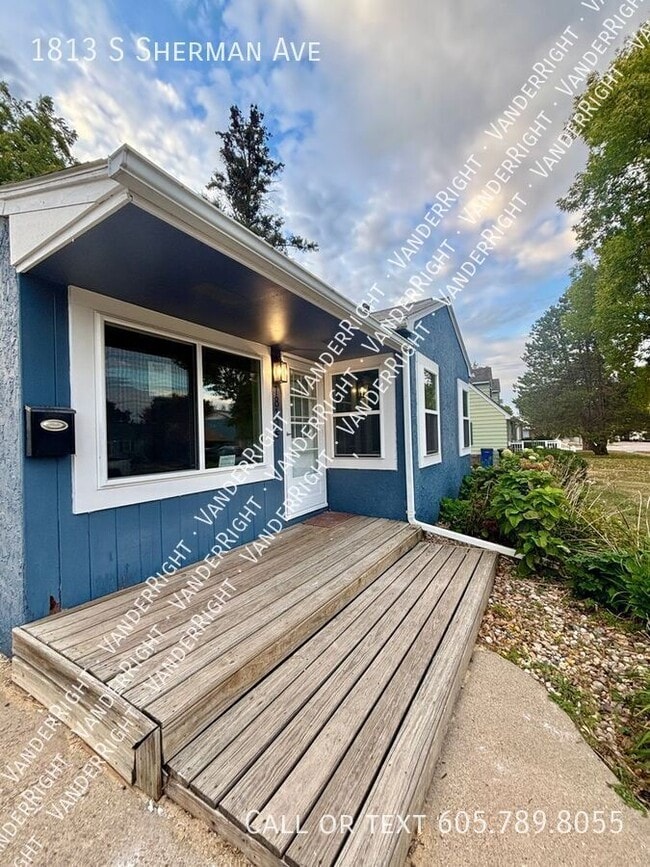 property at 1813 S Sherman Ave