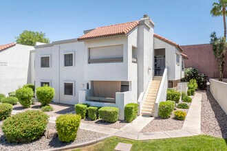 Marble Condominiums in Scottsdale, AZ - Building Photo - Building Photo