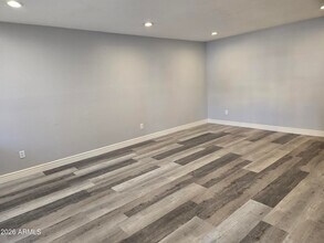 2674 N 43rd Ave in Phoenix, AZ - Building Photo - Building Photo