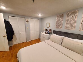 1423 Commonwealth Ave in Boston, MA - Building Photo - Building Photo