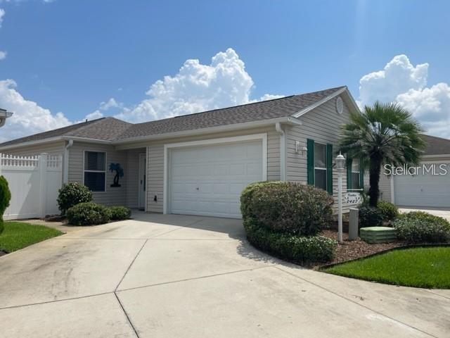 2427 Chestnut Terrace in the Villages, FL - Building Photo - Building Photo