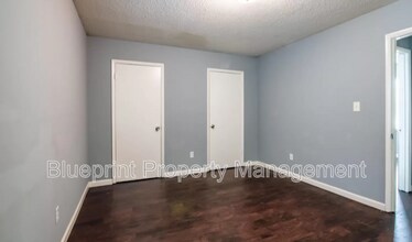 2705 Avenue E in Birmingham, AL - Building Photo - Building Photo