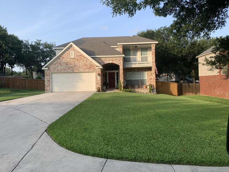 720 Wooded Trail in Schertz, TX - Building Photo