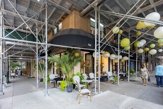 520 Amsterdam Ave in New York, NY - Foto de edificio - Building Photo