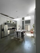 3123 N Davidson St in Charlotte, NC - Foto de edificio - Building Photo