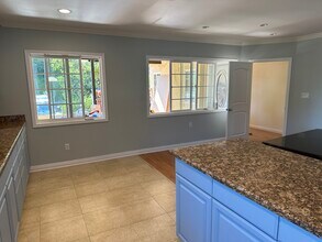 508 N Verdugo Rd, Unit Main House in Glendale, CA - Building Photo - Building Photo