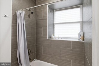 925 N Broad St in Philadelphia, PA - Building Photo - Building Photo