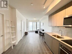 38-1738 Forest Manor Rd in Toronto, ON - Building Photo - Building Photo