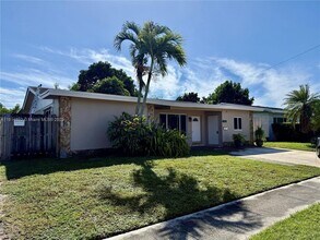 7340 Allen Dr in Hollywood, FL - Building Photo - Building Photo