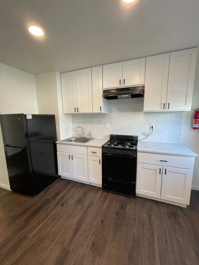 70 Wisner Ave in Newburgh, NY - Building Photo - Building Photo