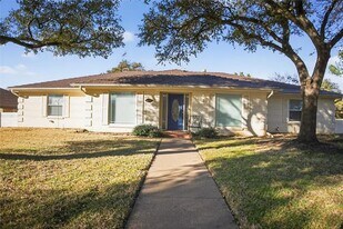 6425 Heidelburg Ct in North Richland Hills, TX - Building Photo