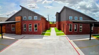 707 Pedro St in Mission, TX - Building Photo