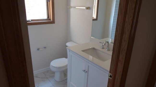 1430 N Bosworth Ave in Chicago, IL - Building Photo - Building Photo