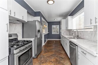 161 N Willaman Dr in Beverly Hills, CA - Building Photo - Building Photo