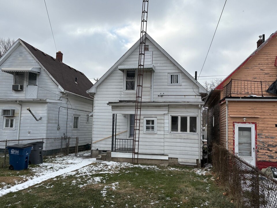 3142 Elm St in Toledo, OH - Building Photo