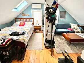 32 Fairmont Ave, Unit 2 in Cambridge, MA - Building Photo - Building Photo