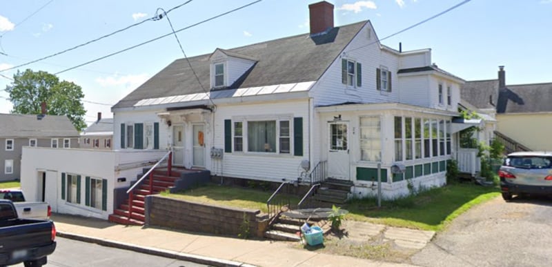 20-24-24 Franklin St in Somersworth, NH - Building Photo