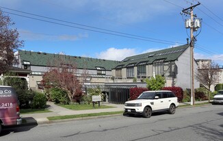 Fairview One in Vancouver, BC - Building Photo