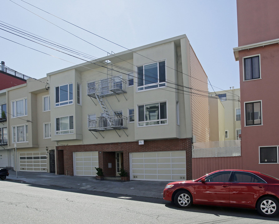 1885 Filbert St in San Francisco, CA - Building Photo