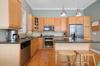 3436 N Ashland Ave in Chicago, IL - Building Photo - Building Photo