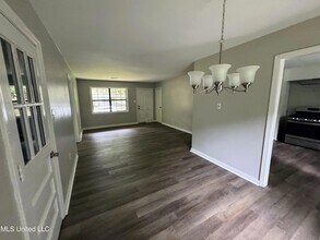 521 N Park Ln in Jackson, MS - Building Photo - Building Photo