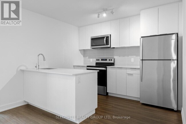 1354 Carling Ave in Ottawa, ON - Building Photo - Building Photo