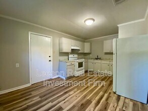 1727 Hickory St in Shreveport, LA - Building Photo - Building Photo