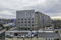 250 Centre in Boston, MA - Foto de edificio - Building Photo