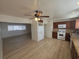 1838 S Grand Ave in San Pedro, CA - Building Photo