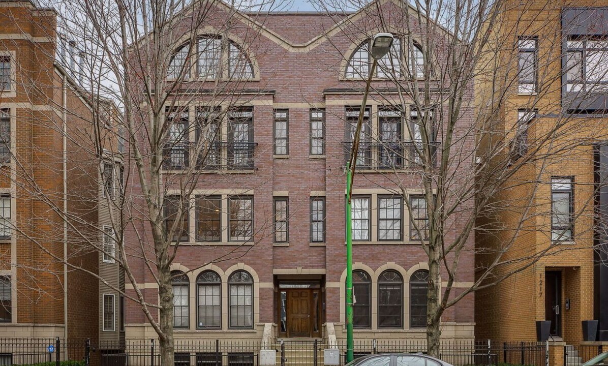 1221 N Paulina St in Chicago, IL - Building Photo