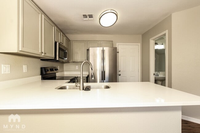 10904 E Azalea Ave in Mesa, AZ - Building Photo - Building Photo