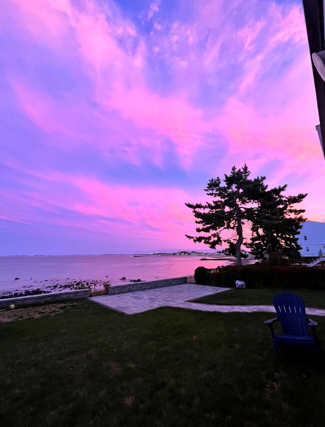 97 Grovers Ave, Unit 2 in Winthrop, MA - Building Photo - Building Photo